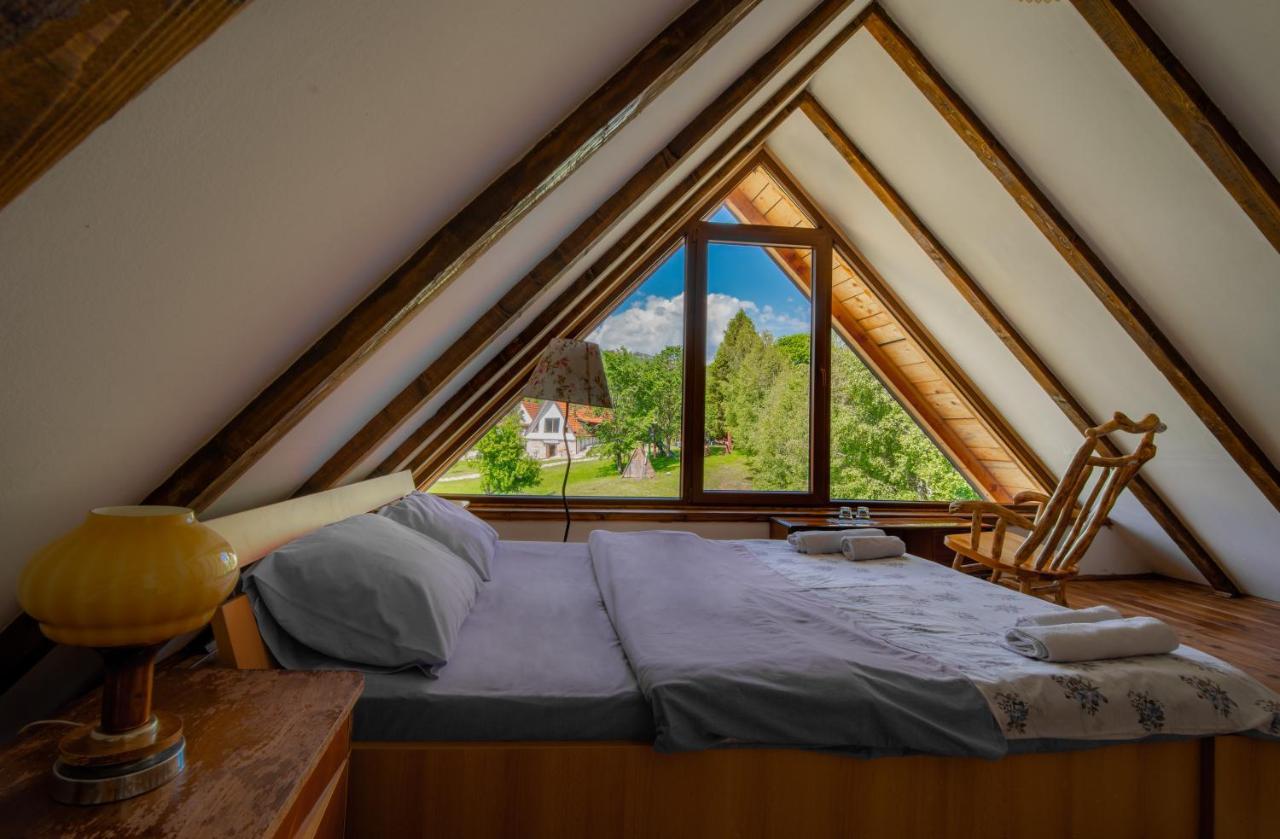Etno Selo Montenegro Hotel Plužine Buitenkant foto
