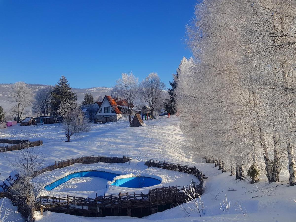 Etno Selo Montenegro Hotel Plužine Buitenkant foto