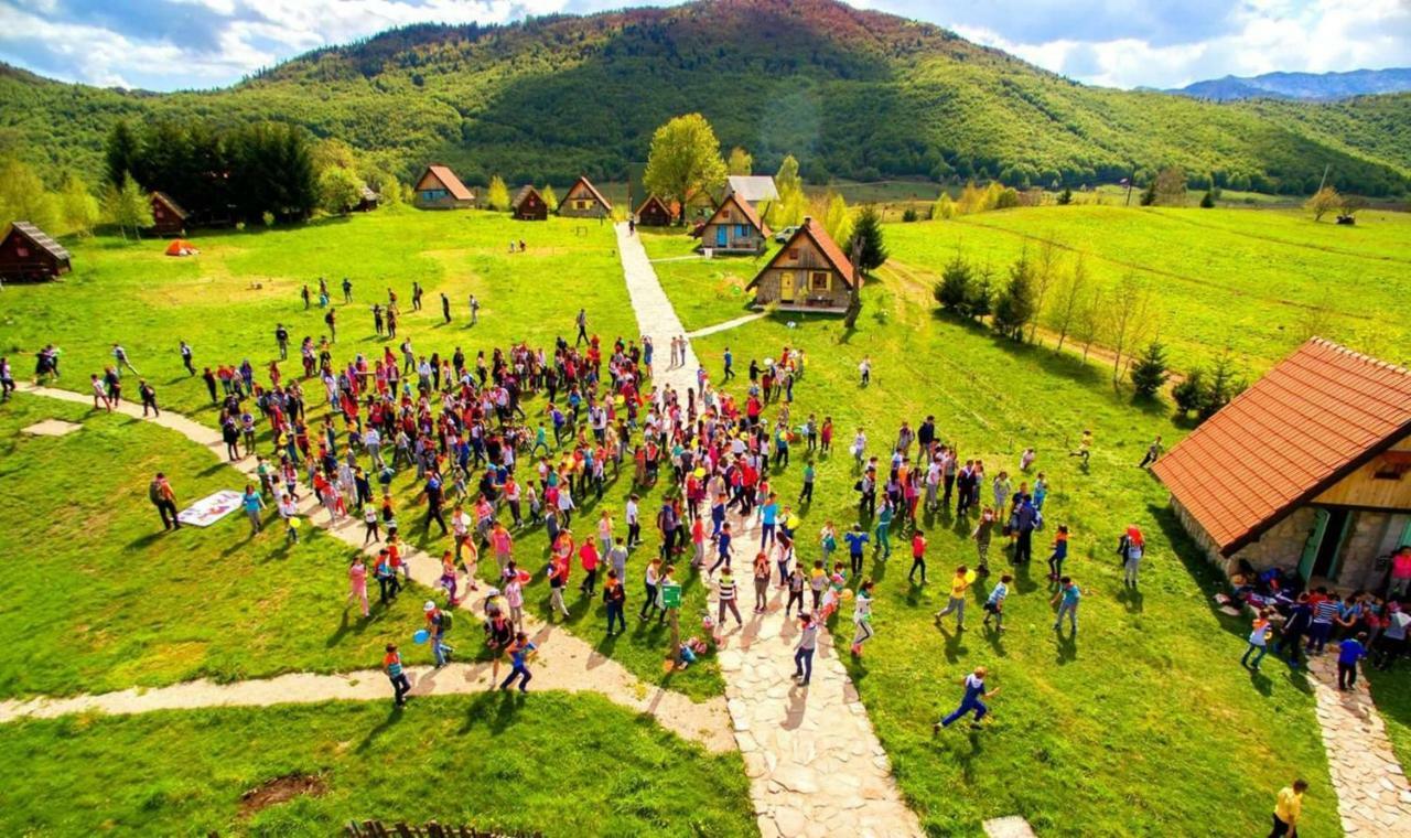 Etno Selo Montenegro Hotel Plužine Buitenkant foto