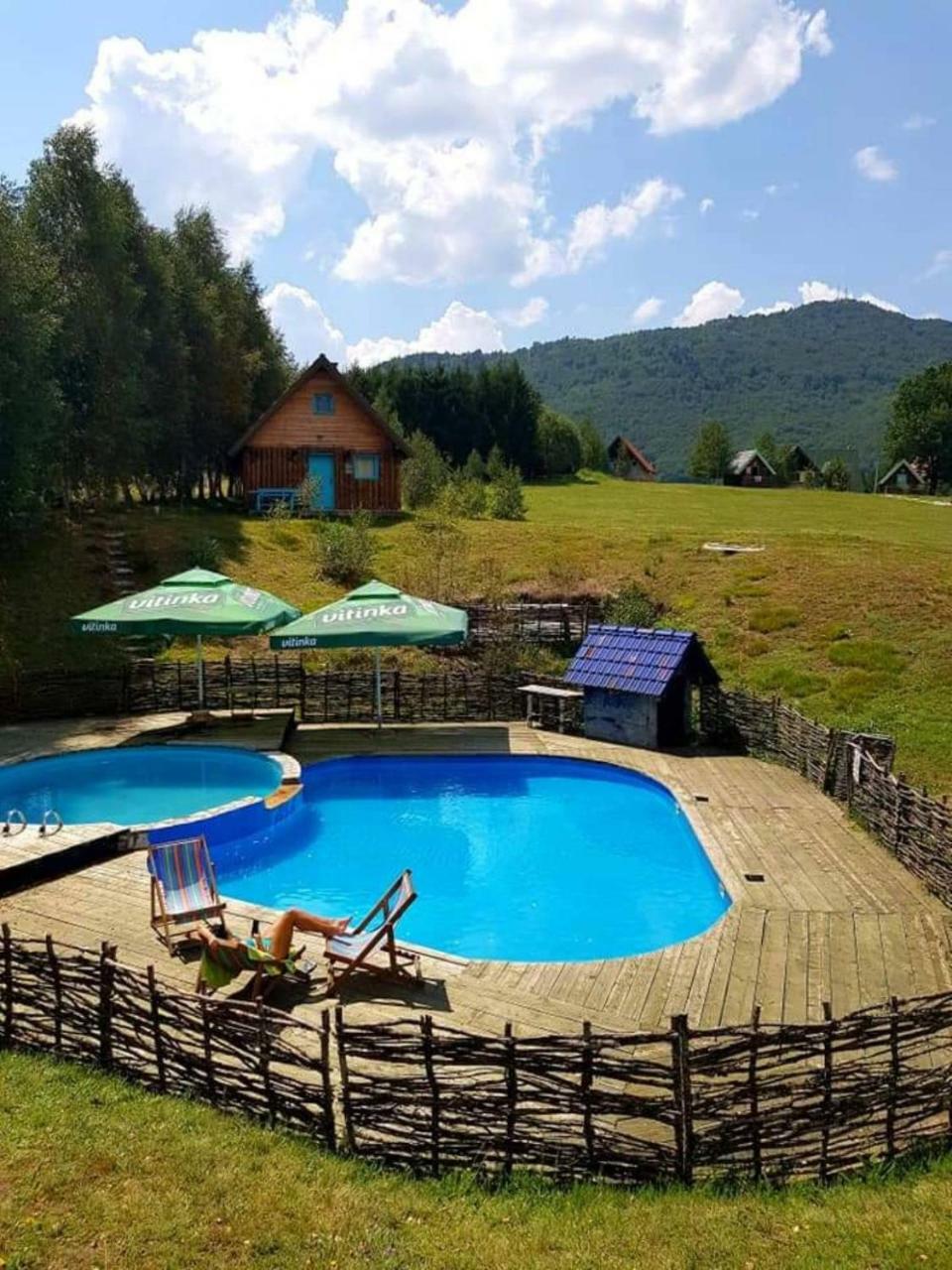 Etno Selo Montenegro Hotel Plužine Buitenkant foto