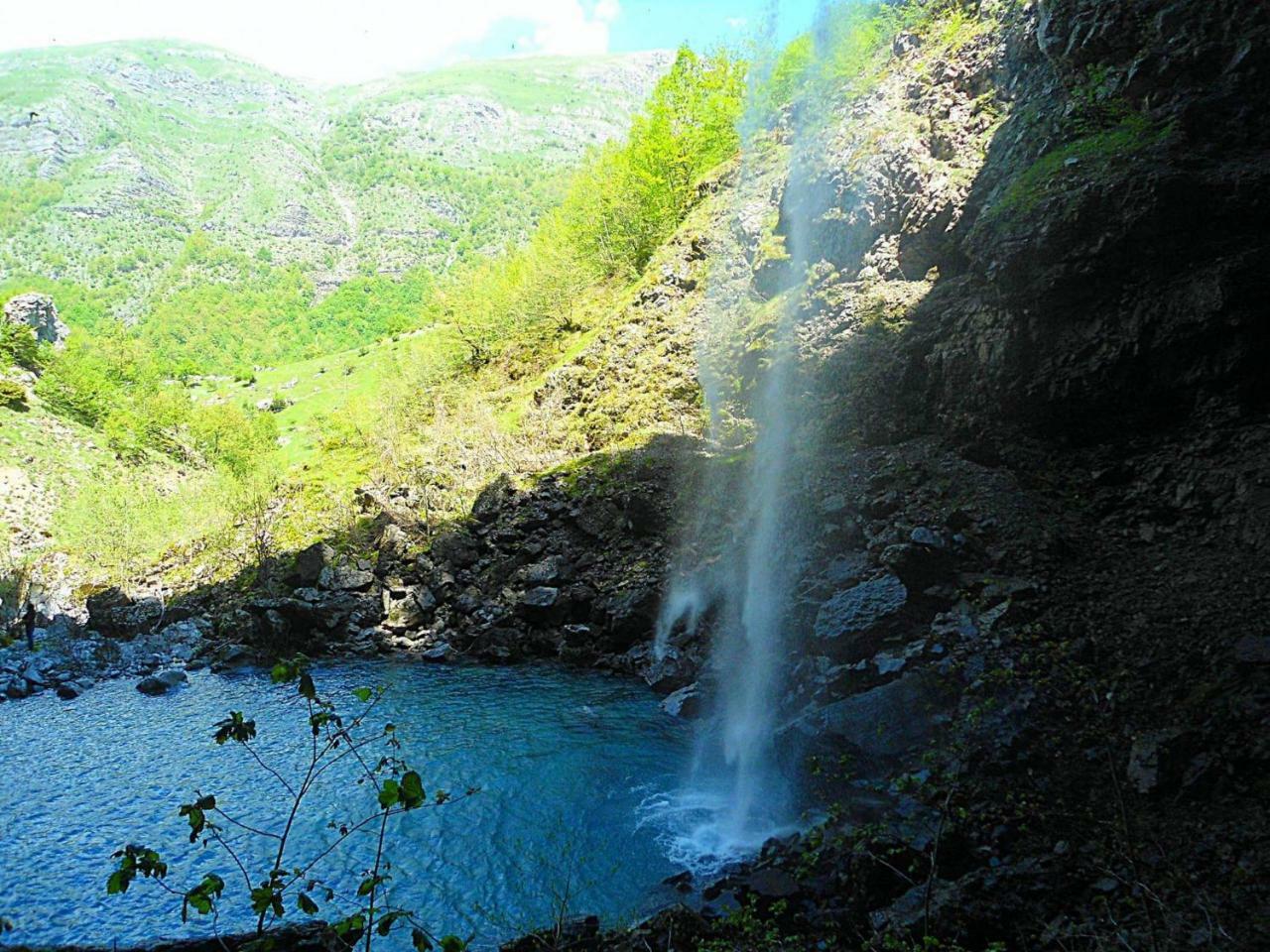 Etno Selo Montenegro Hotel Plužine Buitenkant foto